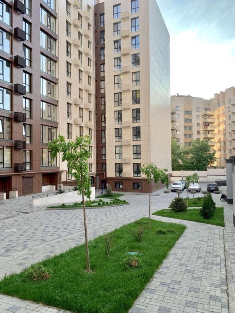 Apartment New Building In Center 드네프로페트로프스크 외부 사진