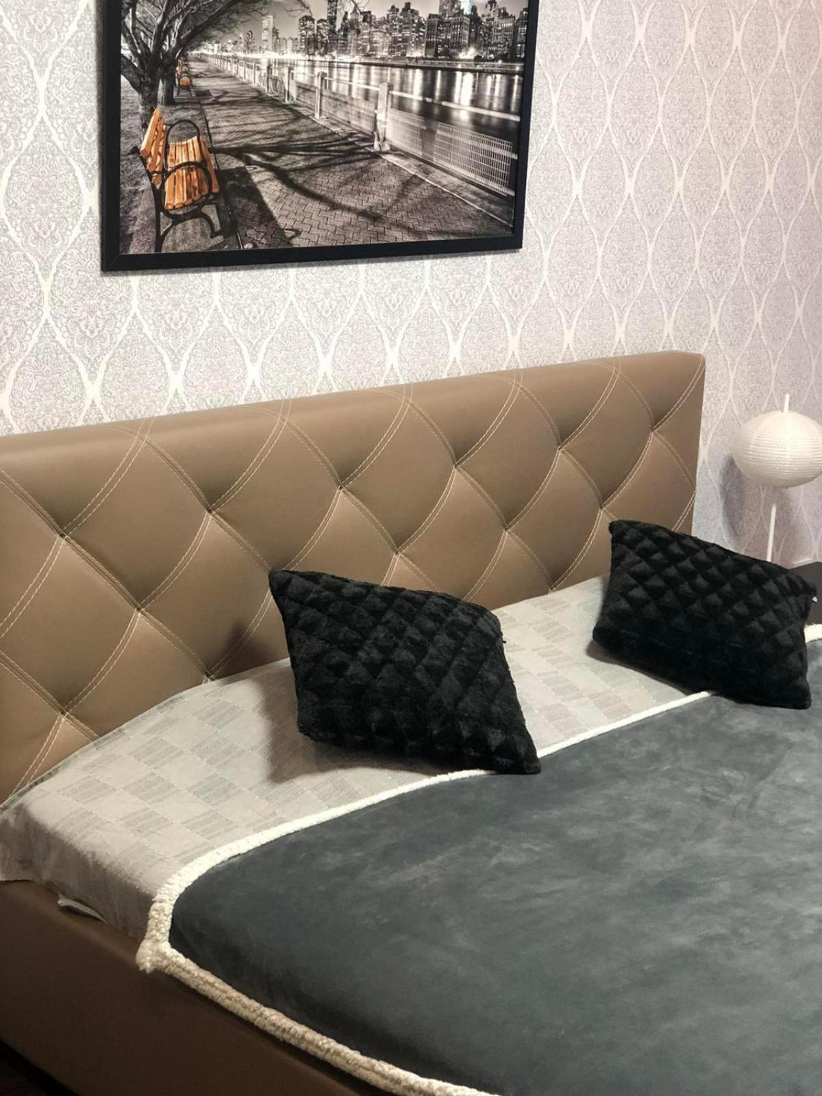 Apartment New Building In Center 드네프로페트로프스크 외부 사진