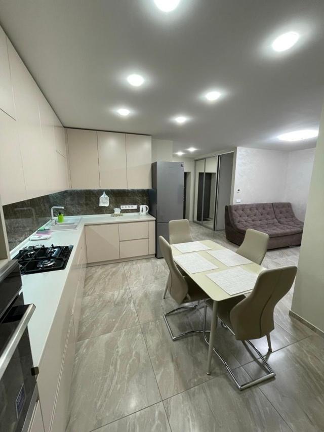 Apartment New Building In Center 드네프로페트로프스크 외부 사진