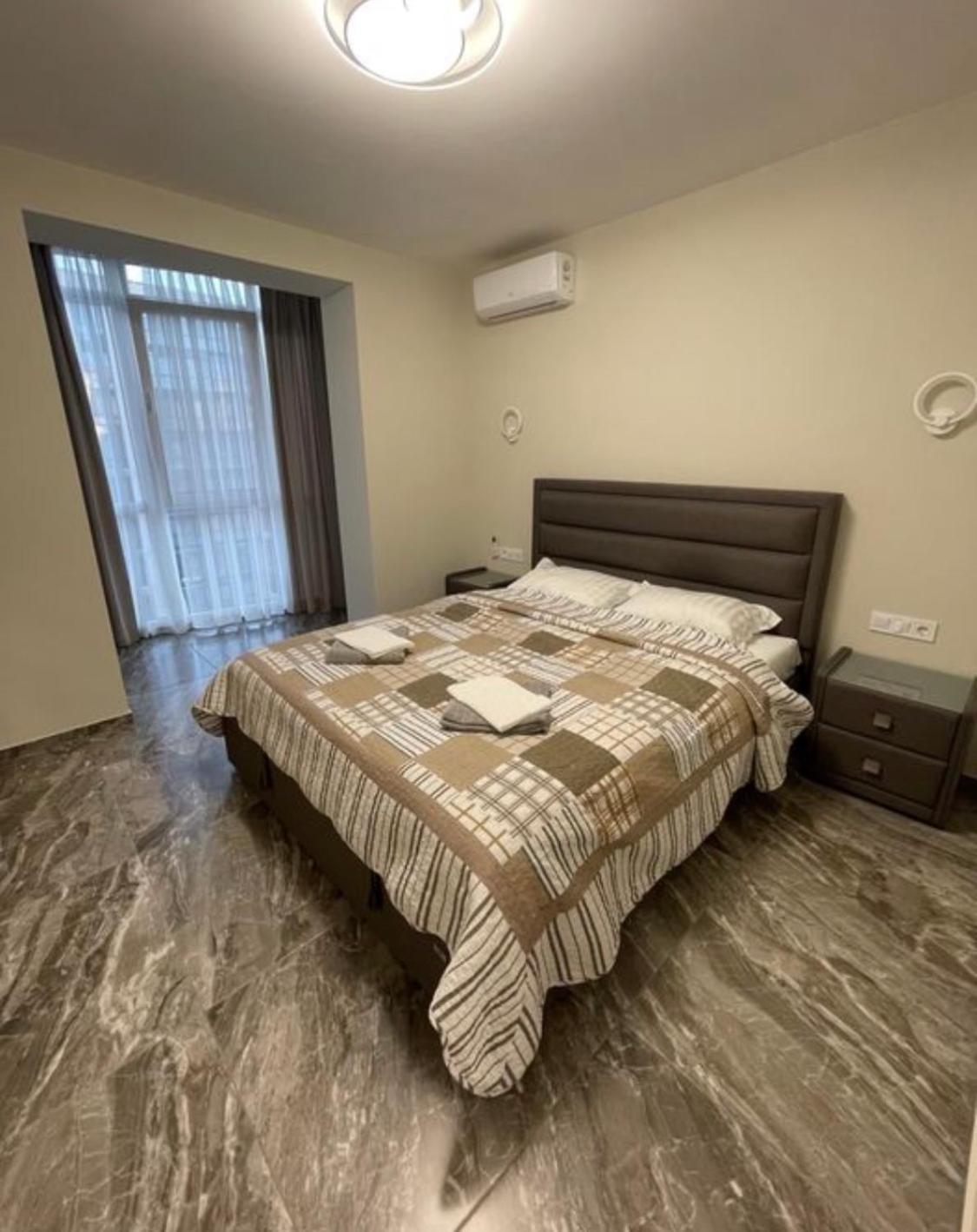 Apartment New Building In Center 드네프로페트로프스크 외부 사진